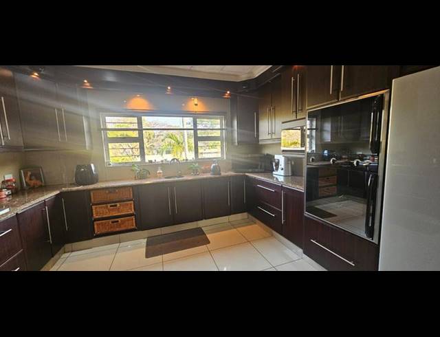 3 BEDROOM HOUSE FOR SALE IN SCOTTBURGH SOUTH